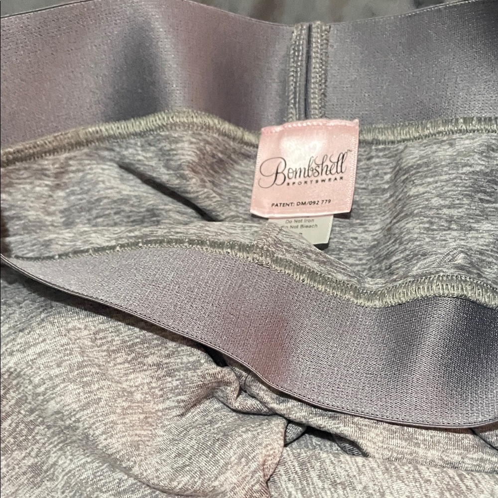 Bombshell Sportswear leggings set of 3 - Picture 3 of 7